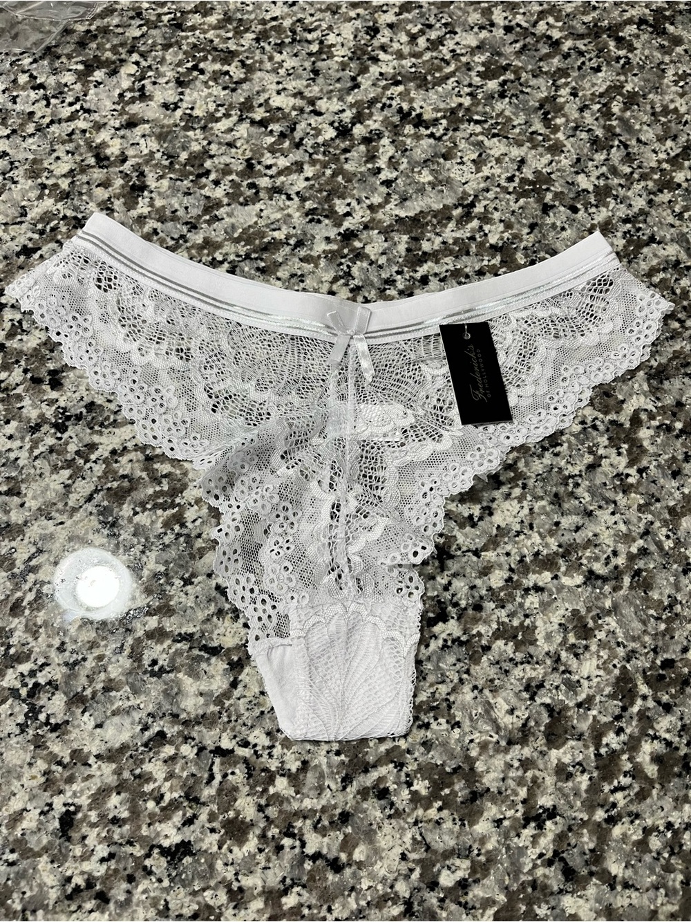 Frederick’s of Hollywood Panty M White Lace